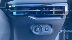 MG MG4 125kW SE [Nav] EV 49kWh 5dr Auto Electric Hatchback